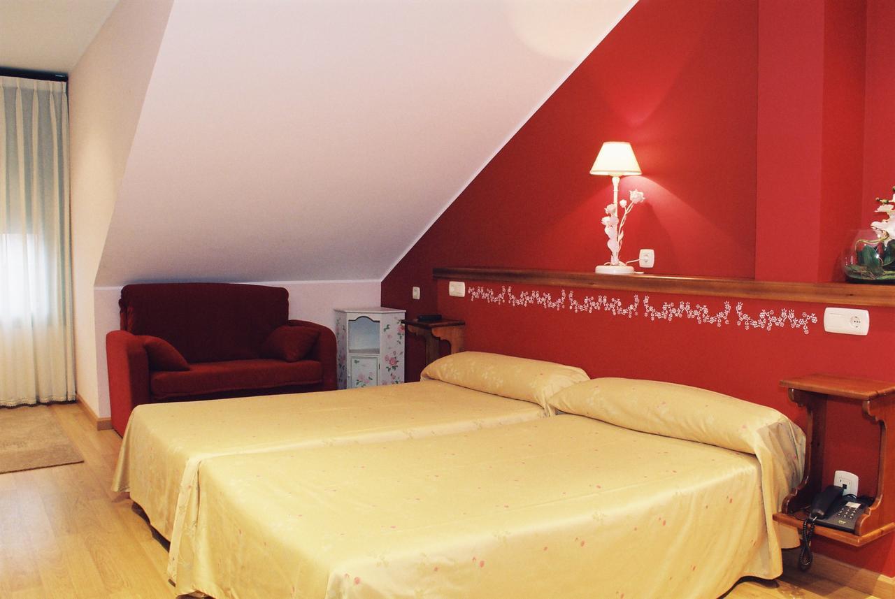 Hotel Conventin Villaviciosa  Zewnętrze zdjęcie
